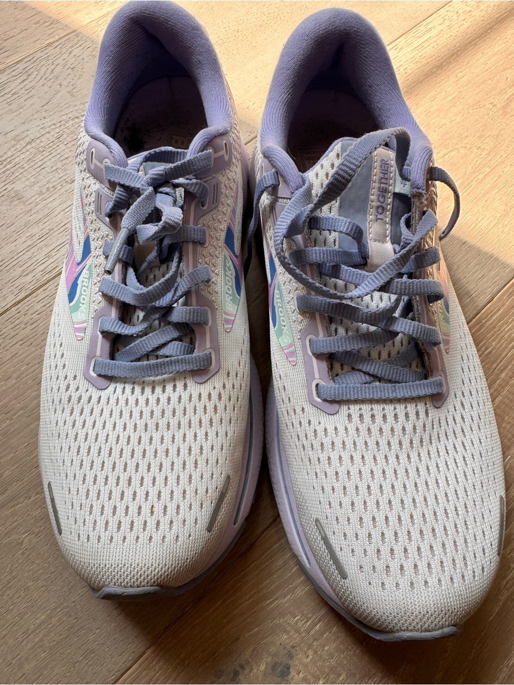 Brooks Women's Running Shoes in Lavender and Light Pink Accents - Picture 3 of 8